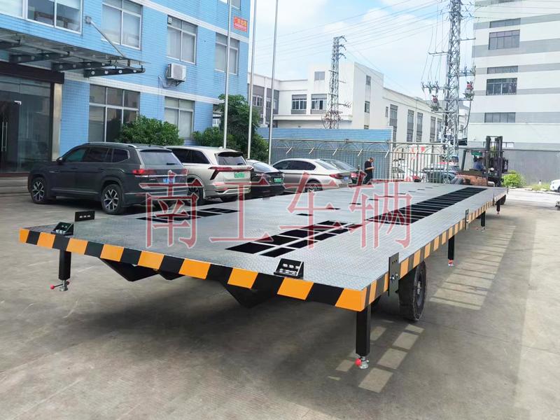 22吨预制移动方舱底盘 重型工业开云（中国）