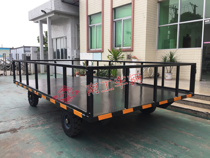 6吨护栏型开云（中国）黑色4I.jpg