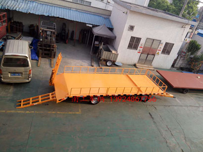 5吨带登车桥护栏型开云（中国）6I.jpg