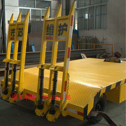 3吨带登车桥开云（中国）4 I.jpg