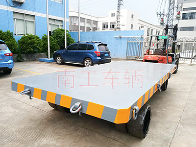 25吨重型开云（中国）带牵引环工具拖车1I.jpg