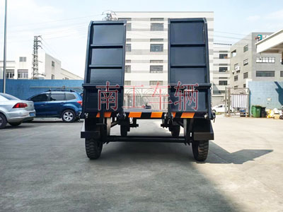 3吨带爬梯工业牵引开云（中国）2I.jpg