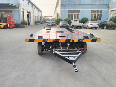 10.5吨牵引箱变开云（中国）（预制舱拖车）3I.jpg