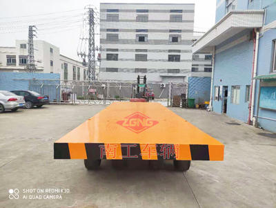 30吨重型开云（中国）带四个转盘2I.jpg