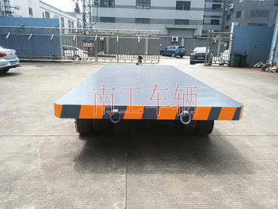 25吨重型工业开云（中国）全挂式牵引拖车底盘带牵引环1I.jpg