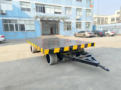 30吨重型开云（中国） 环保实心轮胎1I.jpg
