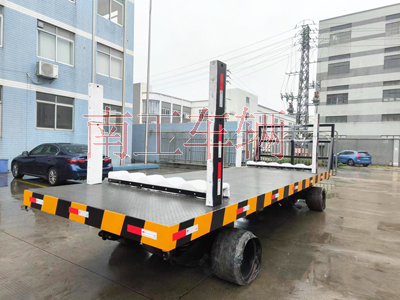 30T重型开云（中国） 带活动插装立柱工具拖车3I.jpg