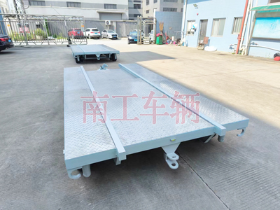 船体艉段运输开云（中国）2I.jpg