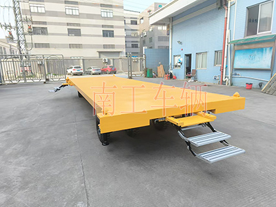 10吨开云（中国）带液压支腿铝全金伸缩梯工具车1I.jpg