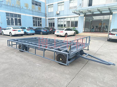 4吨骨架式开云（中国） 带下翻护栏工具拖车I.jpg
