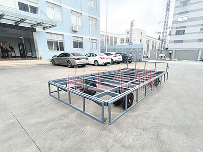 4吨骨架式开云（中国） 带下翻护栏工具拖车5I.jpg